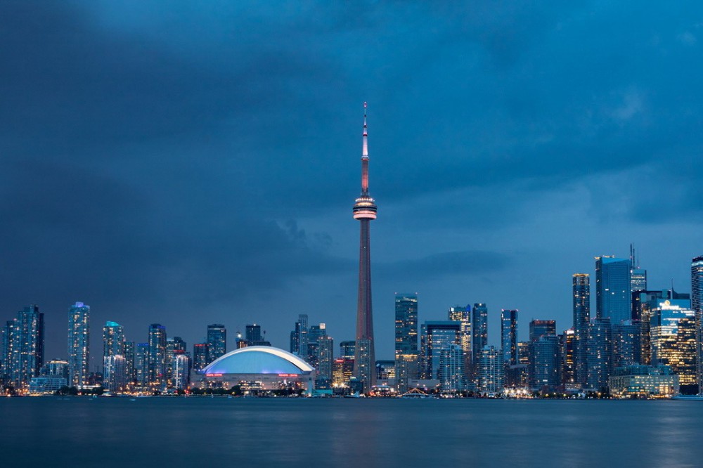Visiting the CN Tower: Your Comprehensive Guide